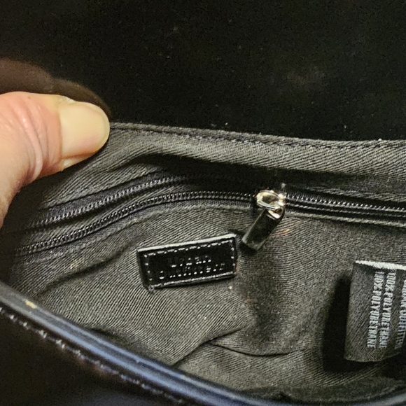 Urban Outfitters Black Small  Bag      B-5 - Picture 13 of 15
